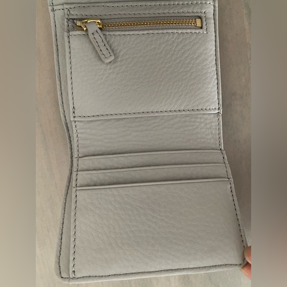 Tory Burch Tri-Fold Bryant Mini Wallet NWT - Picture 7 of 8